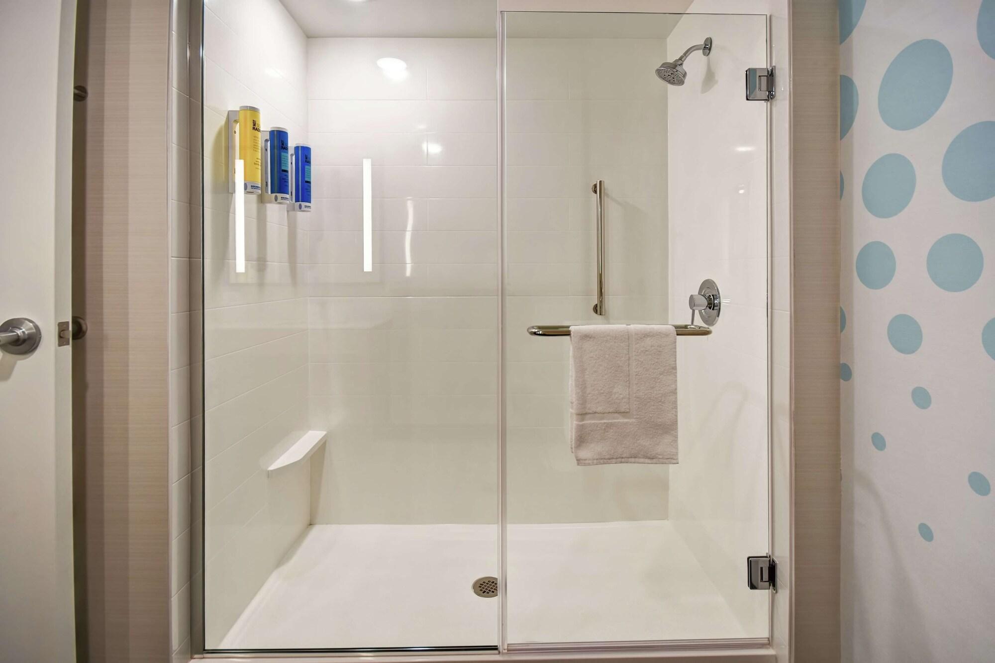 Tru By Hilton Salt Lake City Airport Extérieur photo