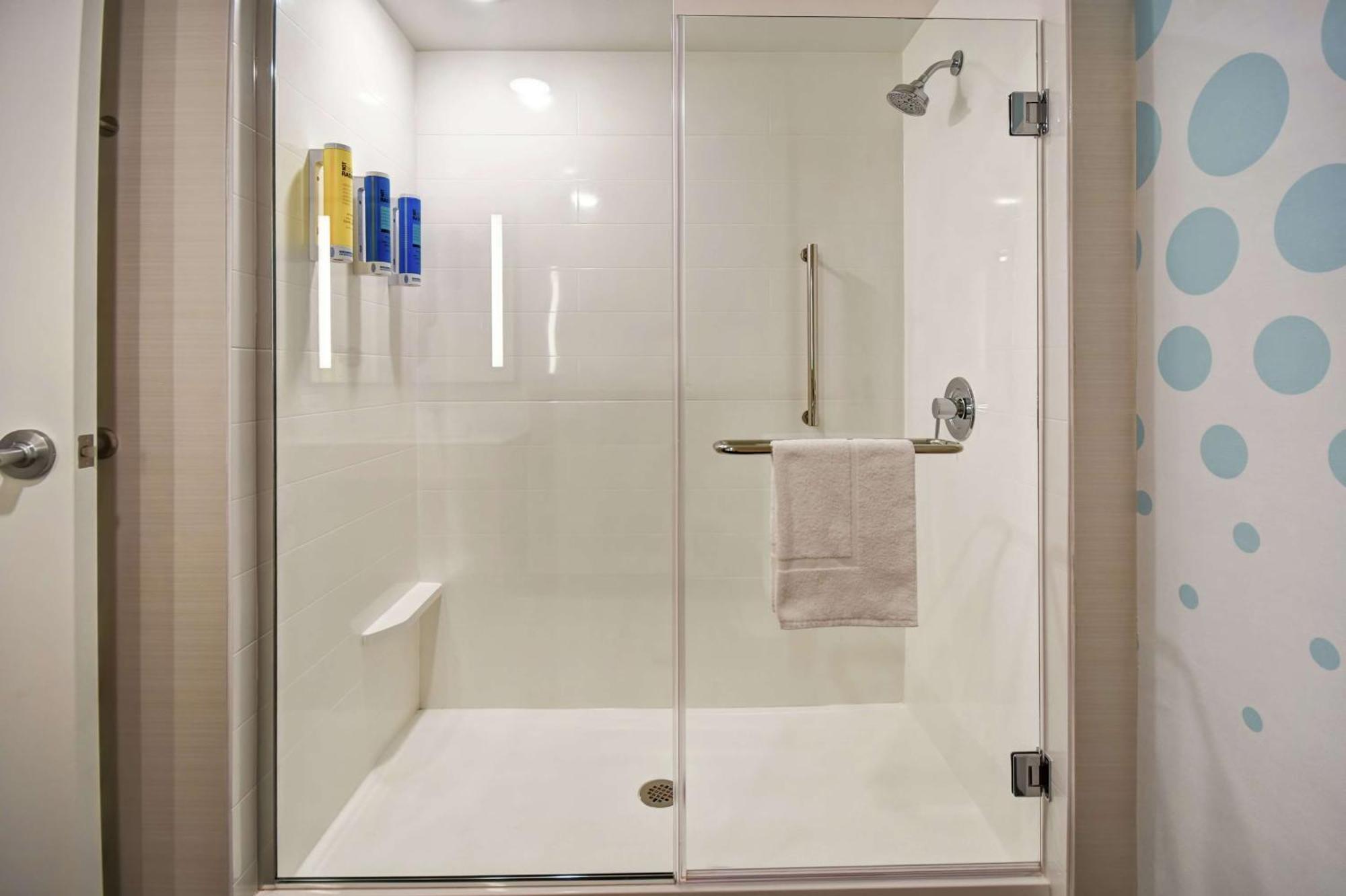 Tru By Hilton Salt Lake City Airport Extérieur photo