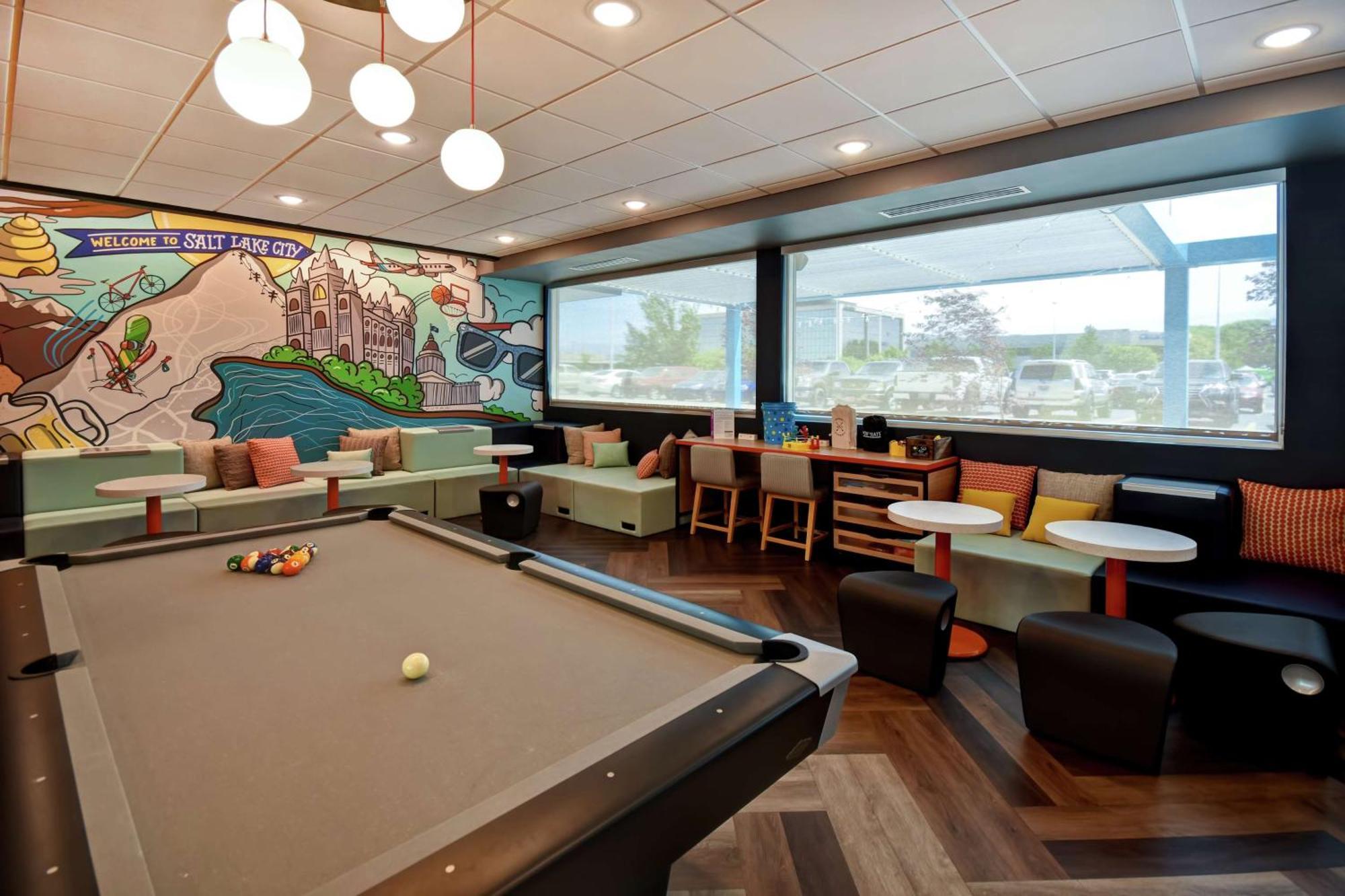 Tru By Hilton Salt Lake City Airport Extérieur photo